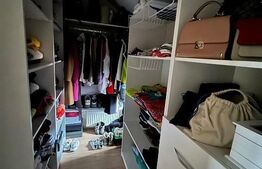 Casa vânzare Dumbrăvița lângă Pădure