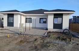 Duplex spatios de vânzare în Moșnița Nouă, lângă Timișoara