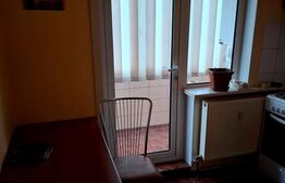 Apartament 2 camere,, et. 2, decomandat, zona Lipovei