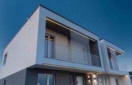 Duplex 4 camere, P+E, Su =100 mp, St = 300 mp, Remetea Mare