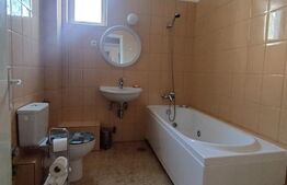 Apartament 2 camere, antreu spatios, 3 terase- una inchisa, garaj, zona Medicina