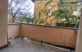 Apartament 2 camere, antreu spatios, 3 terase- una inchisa, garaj, zona Medicina