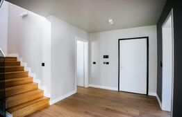 Casa de LUX de vanzare, 230 mp, zona Ciarda Rosie 