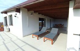 Apartament de vanzare cu 3 camere, 68 mp, zona Modern