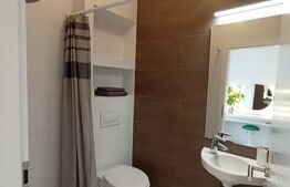 Apartament de vanzare cu 3 camere, 68 mp, zona Modern