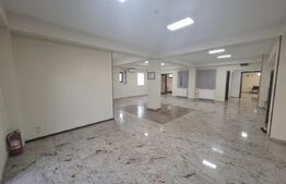 Spațiu comercial compartimentat, 238 mp, cartier Girocului