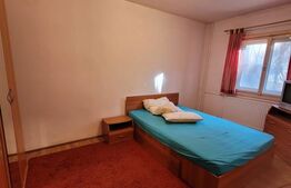 Apartament 3 camere, 2 bai, decomandat, zona Soarelui
