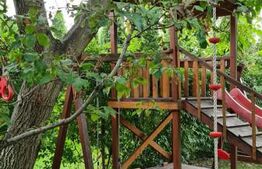 Casă de vanzare, cu6 camere, 240 mp utili, teren 600 mp, zona Calea Sagului