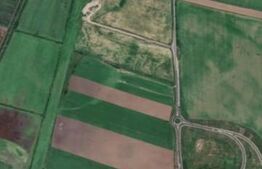 Teren extravilan, 50.000 mp, langa descarcarea A1, Giarmata!