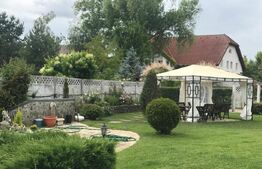 Proprietate de lux 600 mp, teren 2300 mp, cu piscină în zona Lunei