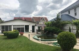 Proprietate de lux 600 mp, teren 2300 mp, cu piscină în zona Lunei