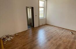 Clădire istorică, 4 corpuri, 1900 mp, 3 niveluri, zona Iosefin!