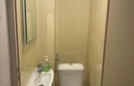Apartament de vanzare, cu 4 camere, 90 mp, zona-ultracentrala