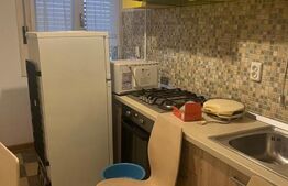 Apartament de vanzare, cu 4 camere, 90 mp, zona-ultracentrala