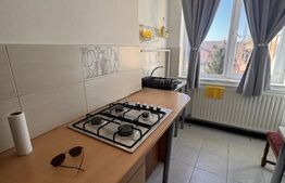 Apartament cu 2 camere, 44 mp, zona Piata 700 