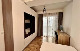 Apartament cu 3 camere, parter inalt, decomandat, zona Soarelui