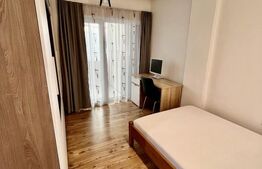 Apartament cu 3 camere, parter inalt, decomandat, zona Soarelui