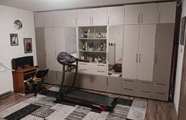 O locuință versatilă, cu două apartamente independente, Zona  Fabric