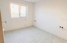 Apartament complet renovat cu 3 camere, etaj intermediar, zona Lipovei 