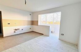 Apartament complet renovat cu 3 camere, etaj intermediar, zona Lipovei 