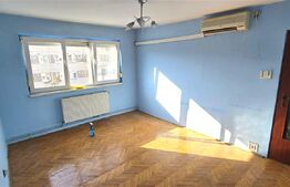 Apartament cu 4 camere, etaj intermediar, zona Dacia