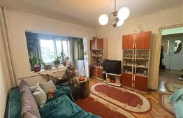 Apartament cu 3 camere, etaj intermediar, zona Iulius Mall 