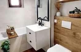 Apartament cu 3 camere, 54 mp, decomandat, etajul 1,  zona Aradului