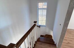 Duplex separat prin cameră tehnică – la cheie!