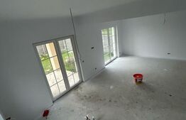 Duplex separat prin cameră tehnică – la cheie!