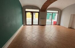 Spatiu comercial de vanzare, 115 mp, zona Piata Unirii