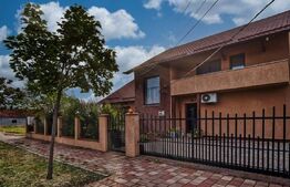 Casa de vanzare cu 5 camere, 190 mp, zona Sannicolau Mare