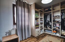 Casa de vanzare cu 5 camere, 190 mp, zona Sannicolau Mare