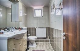 Casa de vanzare cu 5 camere, 190 mp, zona Sannicolau Mare