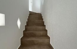 Casă duplex cu 3 dormitoare, teren 450 mp, Bechicherecul Mic
