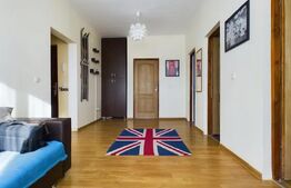 Apartament de vanzare, cu 4 camere, 80 mp, zona Parcul Bucovina 