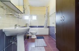 Apartament de vanzare, cu 4 camere, 80 mp, zona Parcul Bucovina 