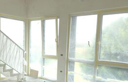 Apartament de lux, de vanzare, cu 3 camere, 88 mp, zona complex studentesc
