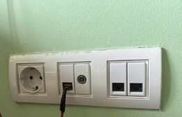 Apartament decomandat cu 3 camere în zona Torontalului