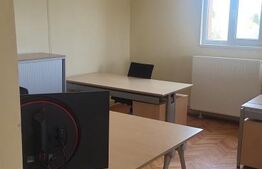  Apartament de vanzare, cu 3 camere, destinat activitatilor de birou, 100 mp