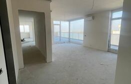  Penthouse de vanzare, 3 camere, 74 mp, zona Calea Torontalului
