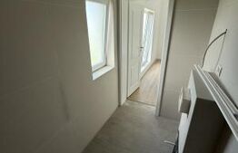 Casă de vânzare, cu 4 camere, 110 mp, zona Săcălaz