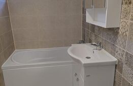  Apartamet de vanzare, cu 3 camere, 65 mp, zona Sagului 