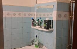 Apartament de vanzare, cu 3 camere, 55 mp, zona Lipovei
