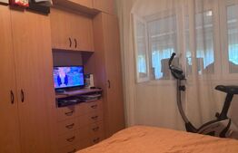  Apartament de vanzare, cu 3 camere, 55 mp, zona Lipovei