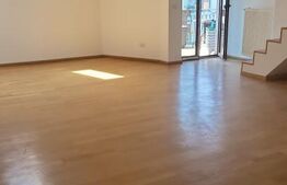 De vanzare apartament cu 3 camere foarte spatios!