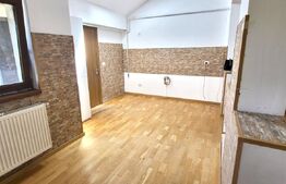 De vanzare apartament cu 3 camere foarte spatios!