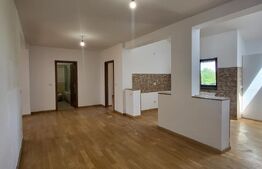 De vanzare apartament cu 3 camere foarte spatios!