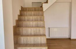 De vanzare apartament cu 3 camere foarte spatios!