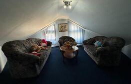 Casa individuala cu 10 camere si piscina, in Zona Dambovita COMISION 0