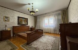 Casa individuala cu 10 camere si piscina, in Zona Dambovita COMISION 0